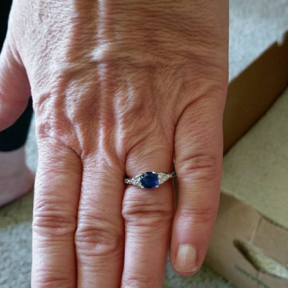 Womens ring